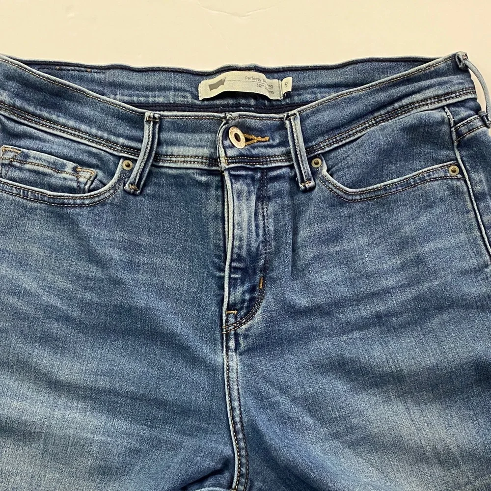 Levi's 512 Perfectly Slimming Fit Legging Denim Jeans,, - Picture 5 of 10